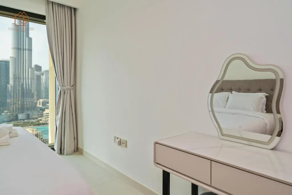 Daire Modern Home With Full Burj & Fountain Views 201Br-2 Dubai Birleşik Arap Emirlikleri